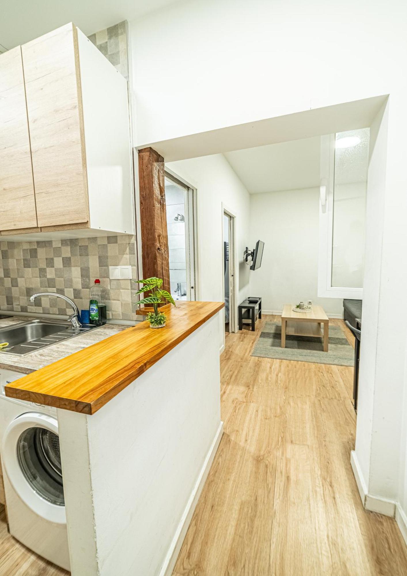 New Flat , Modern , Wifi, 10Min Sol, 5 Reina Sofia Διαμέρισμα Μαδρίτη Εξωτερικό φωτογραφία
